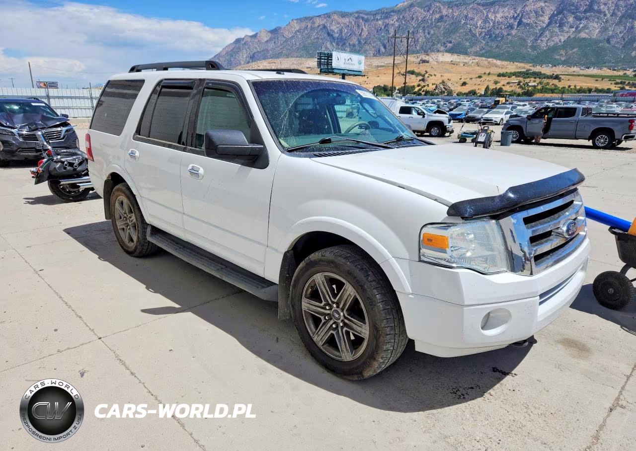 2014 Ford Expedition Xlt VIN:1FMJU1J53EEF29358 - 4