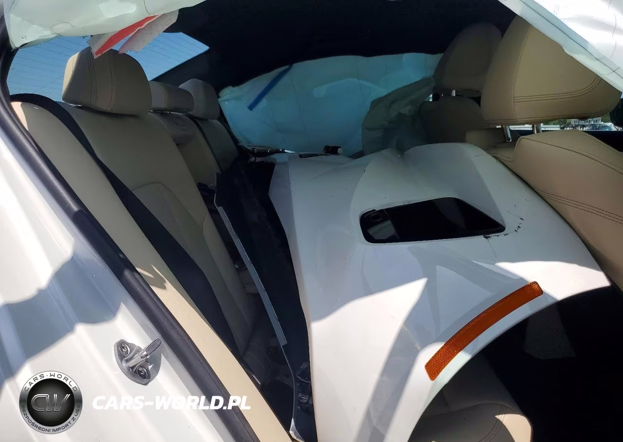 2025 BMW 330Xi VIN:3MW89CW04S8F55511 - 10