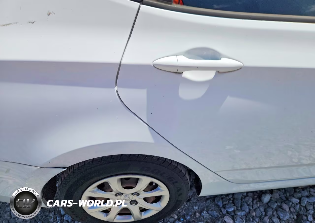 2014 Hyundai Accent Gls VIN:KMHCT4AE4EU757095 - 10