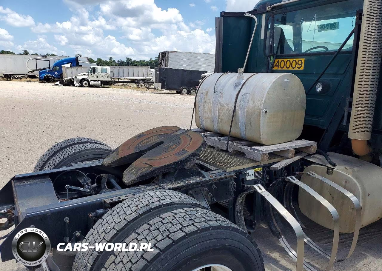 2015 Mack Cxu612 Semi Truck VIN:1M1AW01X2FM006933 - 13