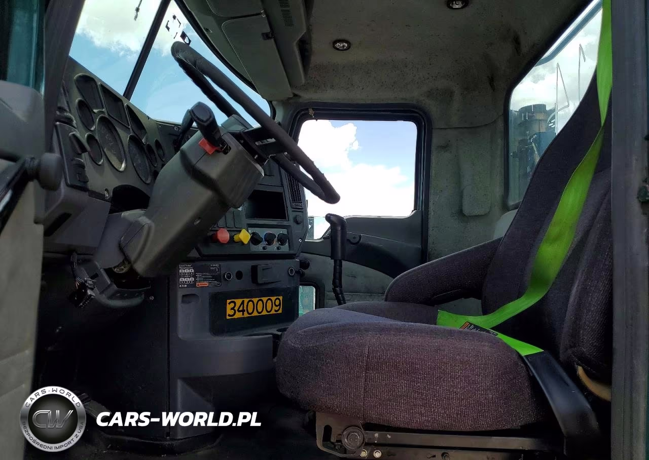2015 Mack Cxu612 Semi Truck VIN:1M1AW01X2FM006933 - 7