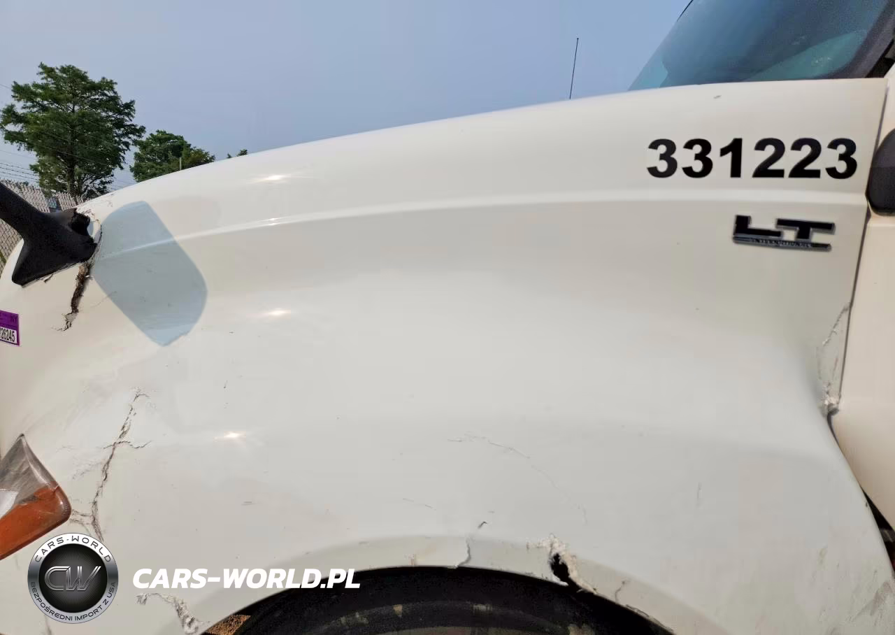 2018 International Lt625 VIN:3HSDZAPR9JN245560 - 11