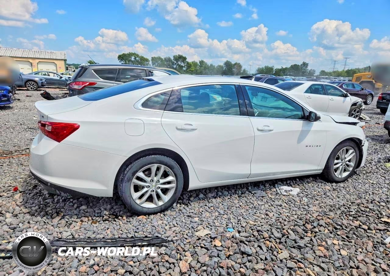 2018 Chevrolet Malibu Lt VIN:1G1ZD5ST5JF178932 - 3