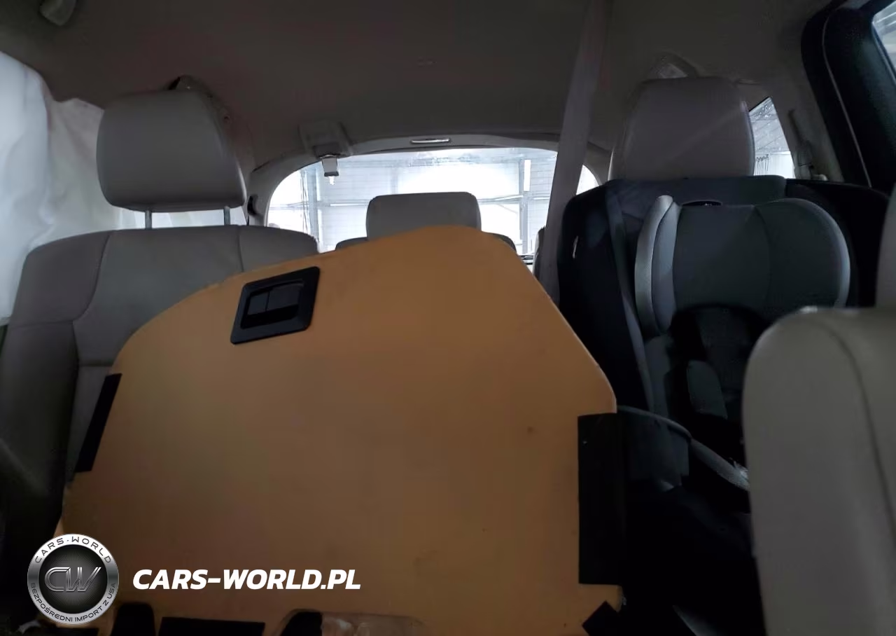 2012 Honda Odyssey Touring VIN:5FNRL5H90CB121907 - 10
