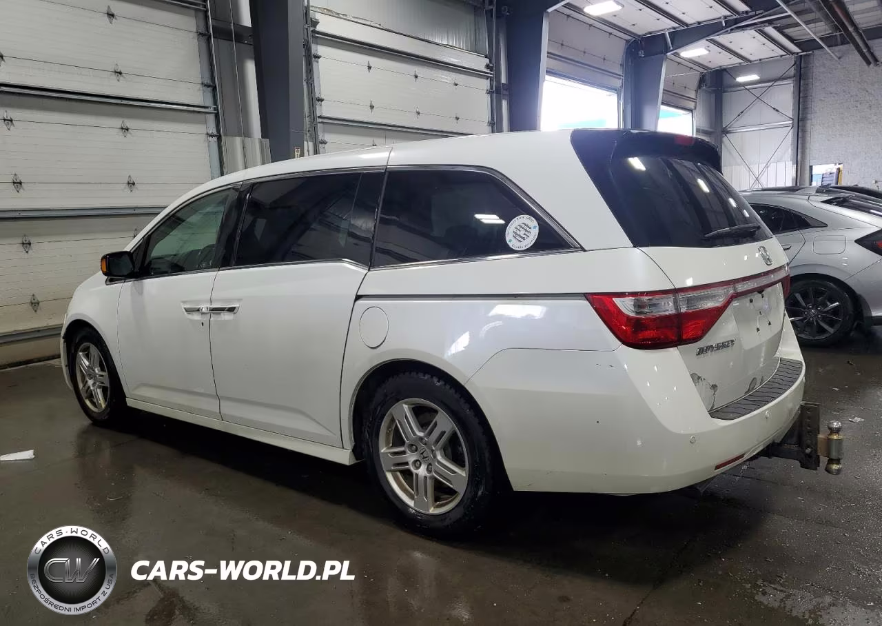 2012 Honda Odyssey Touring VIN:5FNRL5H90CB121907 - 2