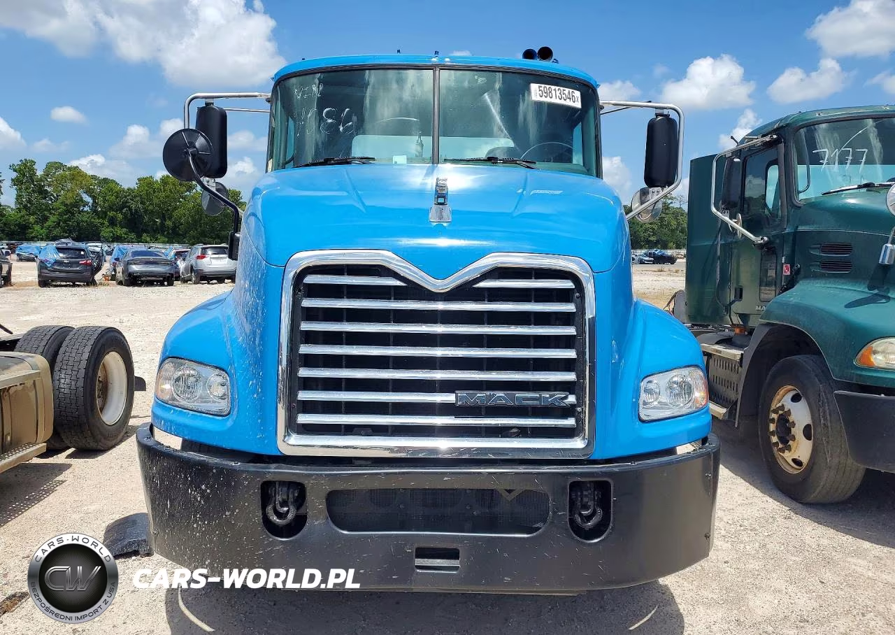 2015 Mack Cxu612 Semi Truck VIN:1M1AW01X3FM007086 - 5