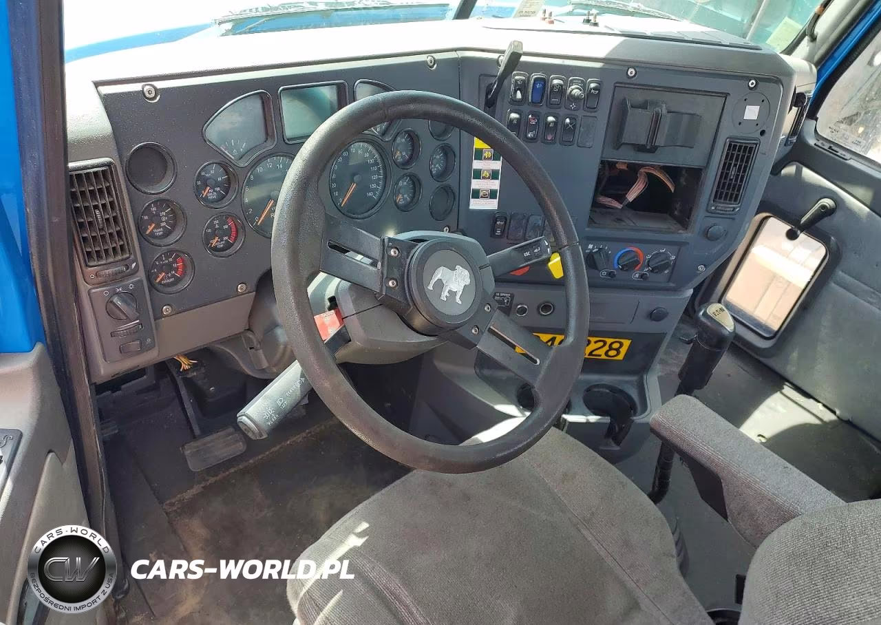 2015 Mack Cxu612 Semi Truck VIN:1M1AW01X3FM007086 - 8