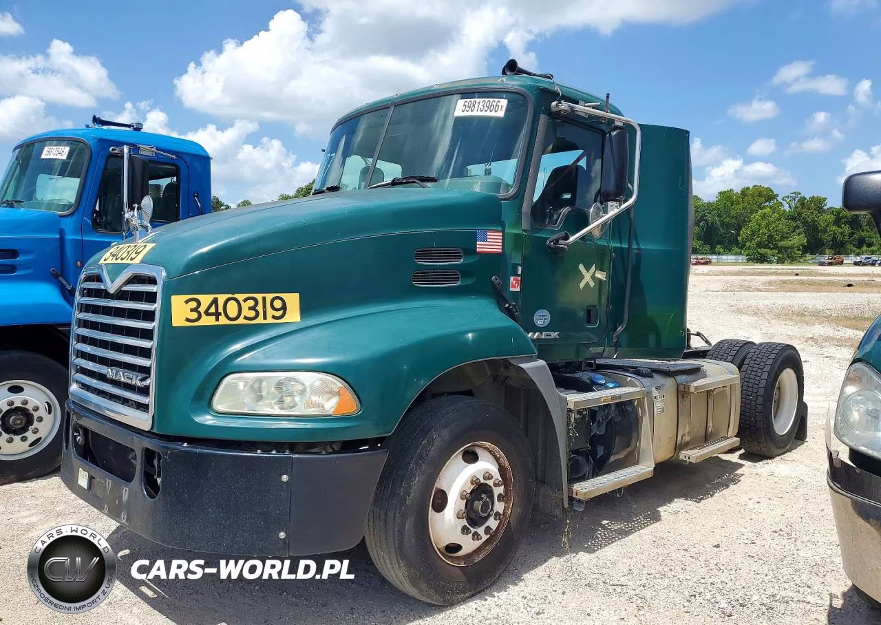 2015 Mack Cxu612 Semi Truck