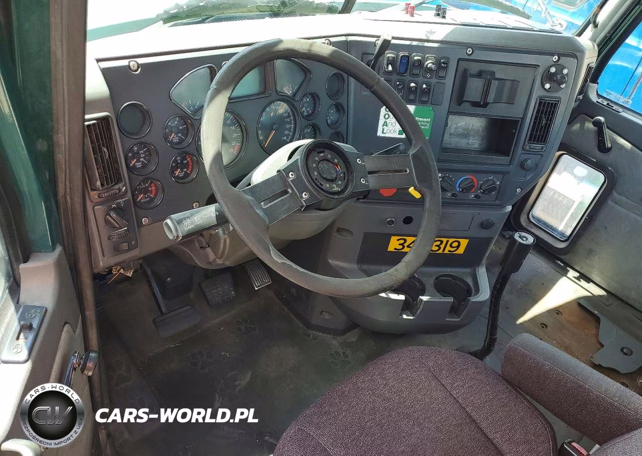 2015 Mack Cxu612 Semi Truck VIN:1M1AW01X6FM007177 - 8