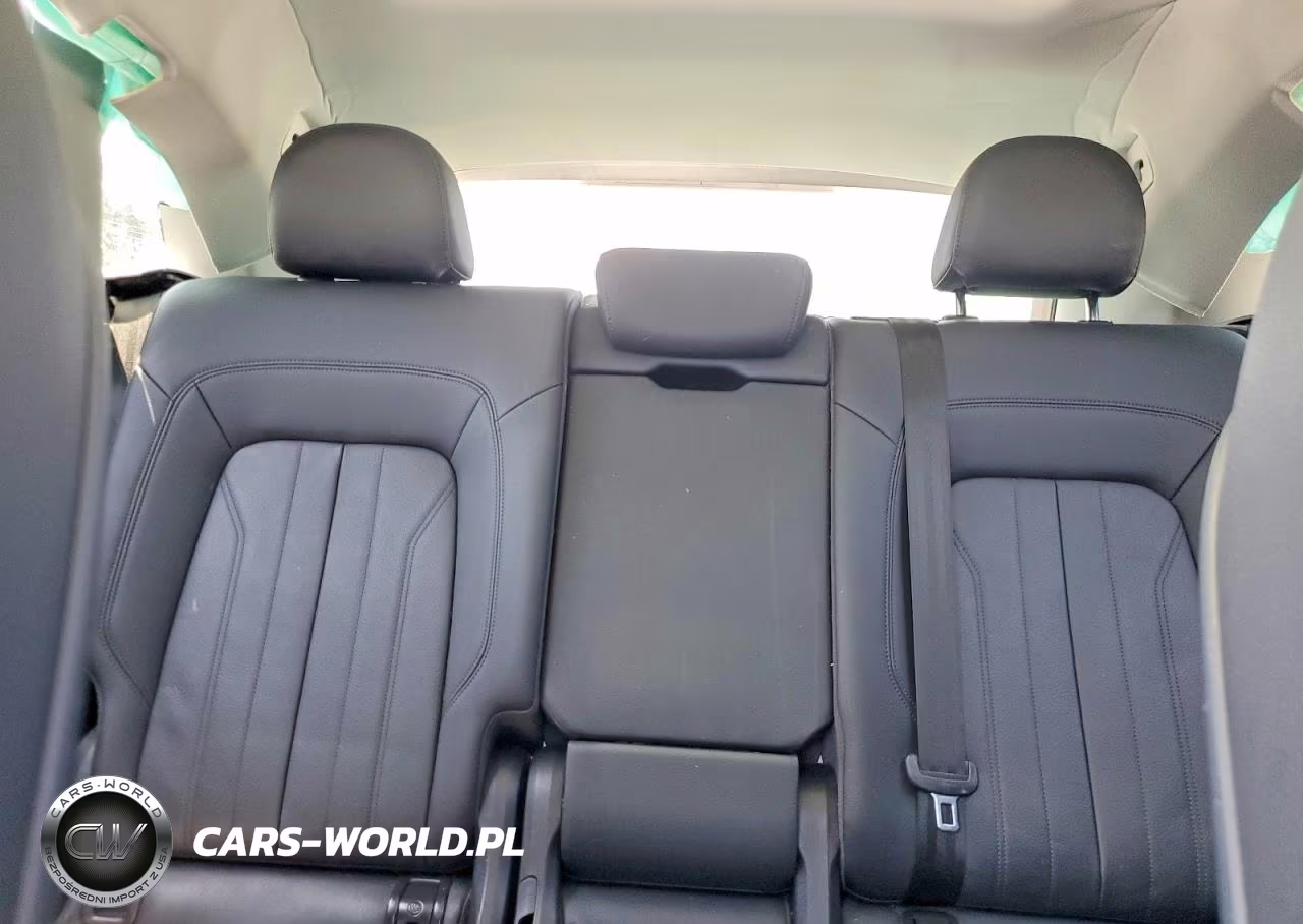 2019 Audi Q5 Premium Plus VIN:WA1BNAFY8K2026389 - 10