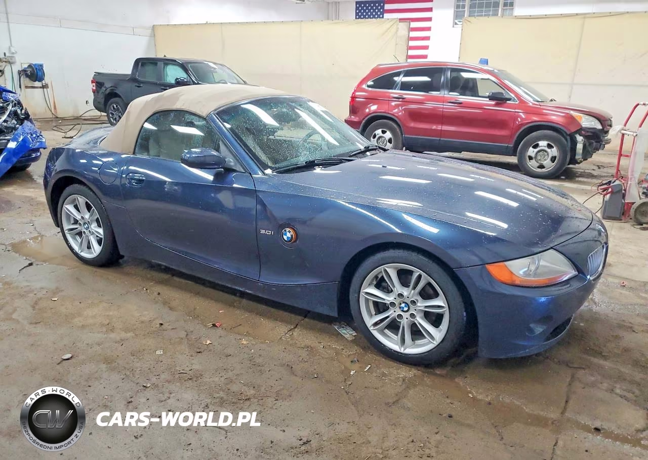 2004 BMW Z4 3.0 VIN:4USBT53594LU07124 - 4