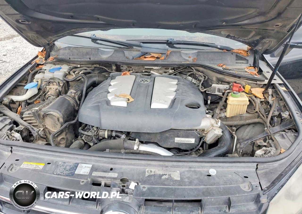 2012 Volkswagen Touareg V6 Tdi VIN:WVGEK9BP3CD006883 - 12