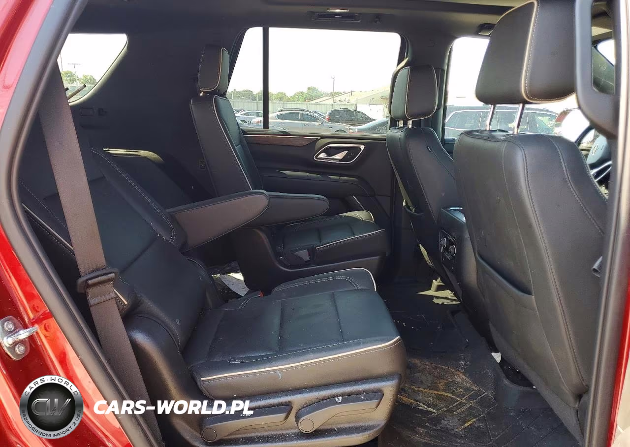 2022 Chevrolet Tahoe K1500 Premier VIN:1GNSKSKD1NR317472 - 11