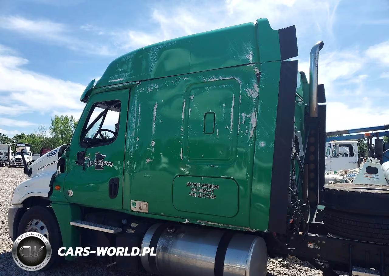 2018 Freightliner Cascadia 125 Semi Truck VIN:1FUJGLDR3JLJY7933 - 13