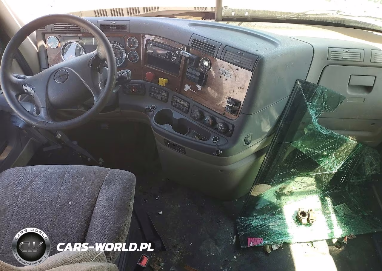 2018 Freightliner Cascadia 125 Semi Truck VIN:1FUJGLDR3JLJY7933 - 8