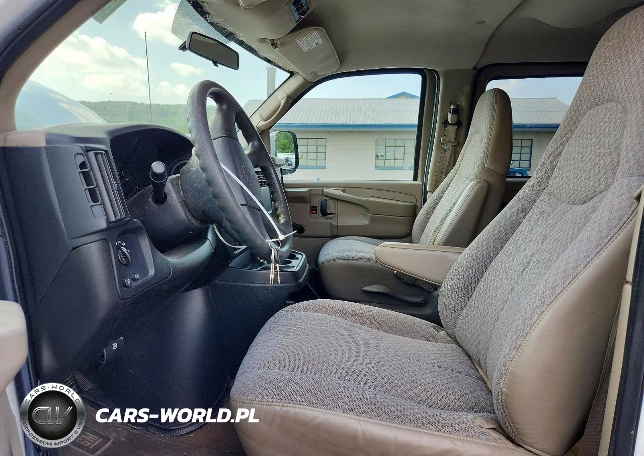 2007 Chevrolet Express G1500 VIN:1GNFH15Z571213439 - 7