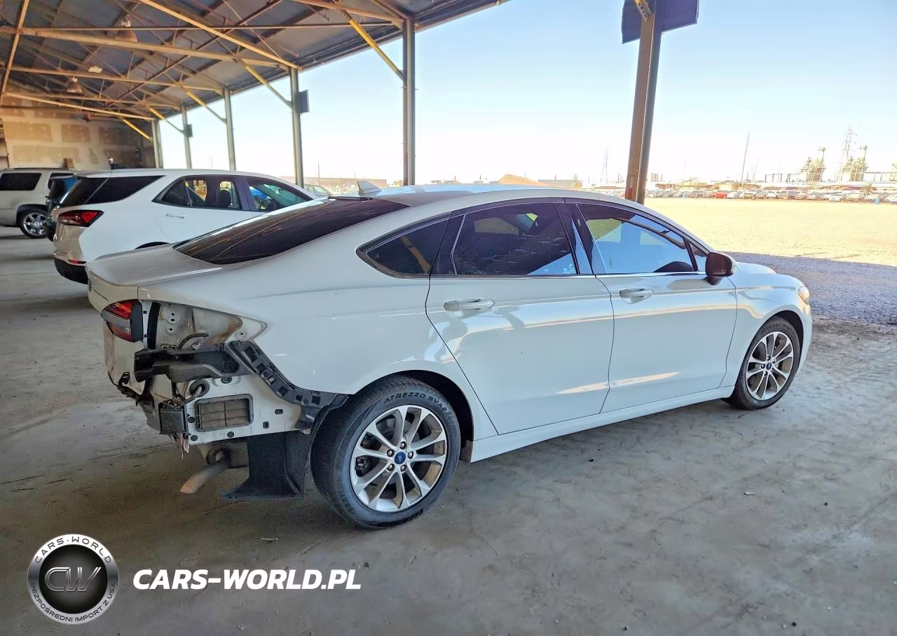 2020 Ford Fusion Se VIN:3FA6P0H75LR129143 - 3