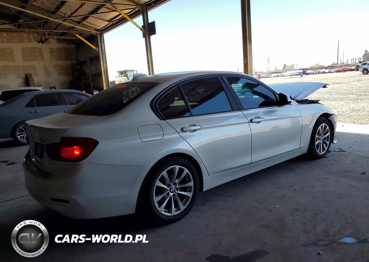 2018 BMW 320 I VIN:WBA8E1G56JNT72553 - 3