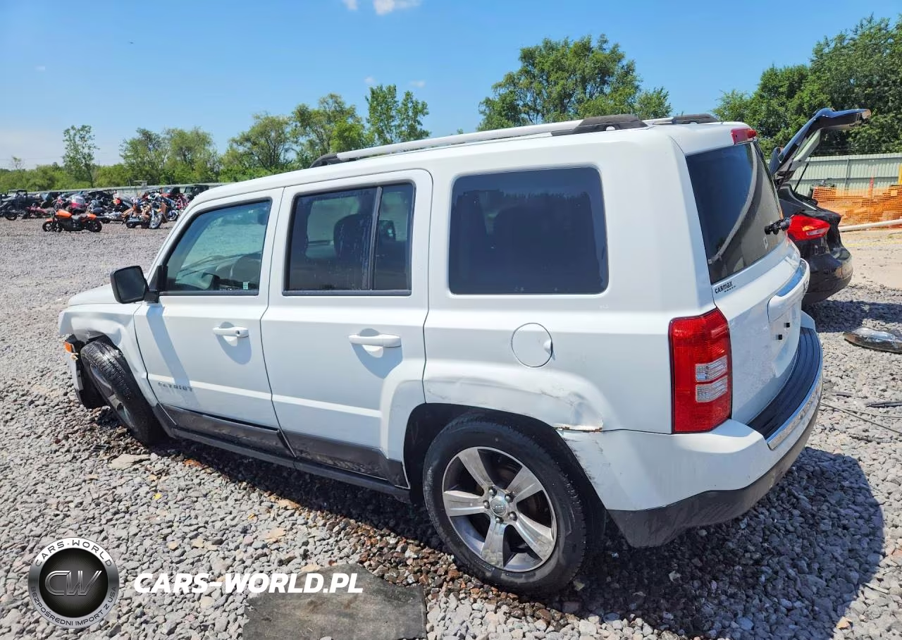 2017 Jeep Patriot Latitude VIN:1C4NJPFA9HD136854 - 2
