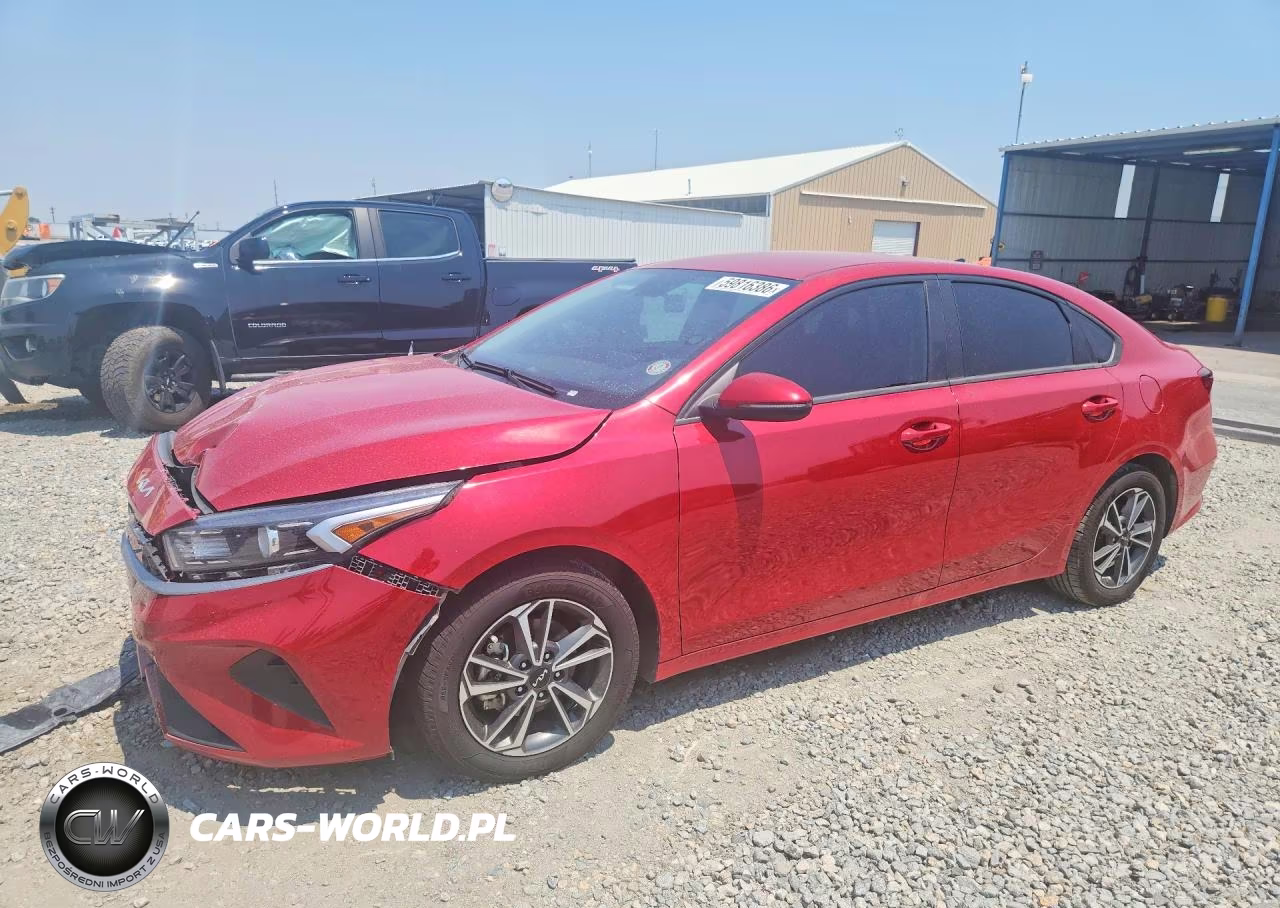 2022 Kia Forte Lxs – zdjęcie 1 z 12