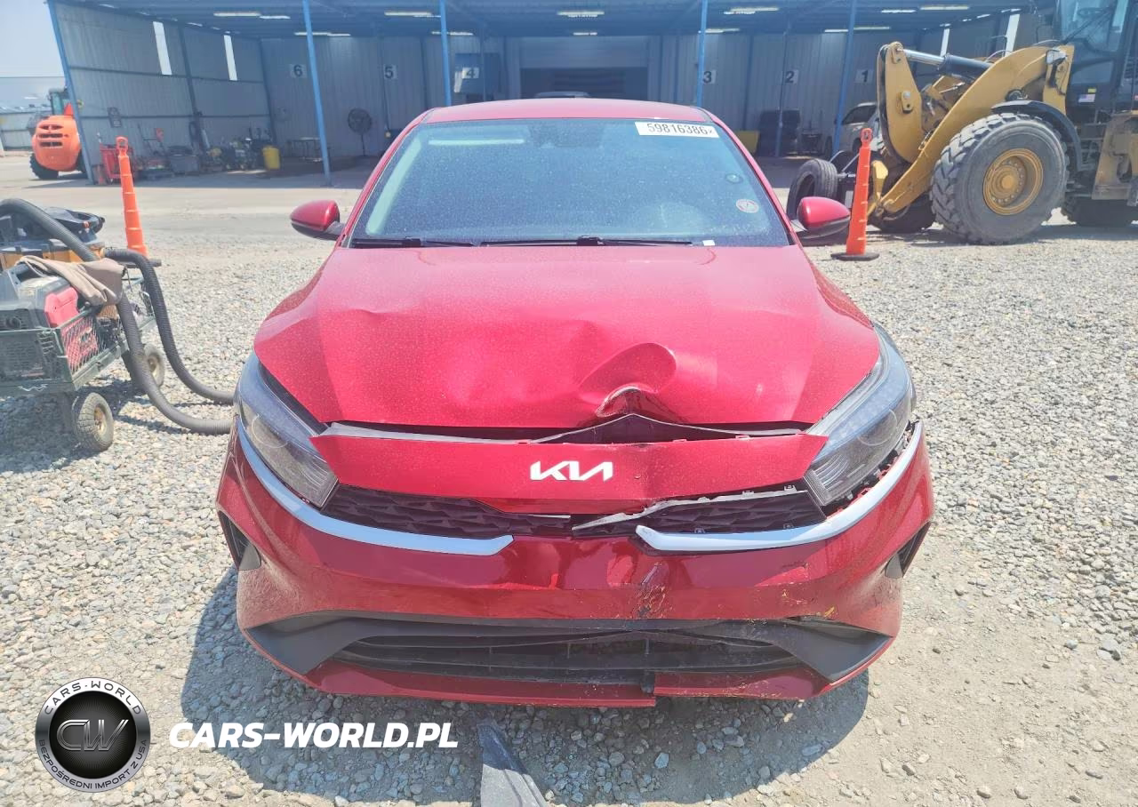 2022 Kia Forte Lxs VIN:3KPF24AD0NE428176 - 5