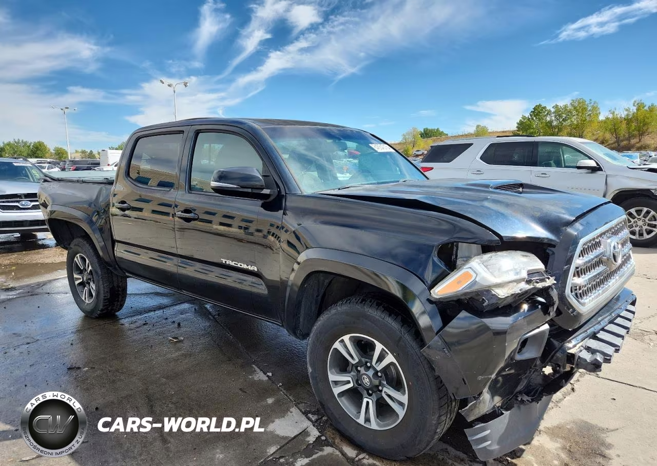 2017 Toyota Tacoma Trd Sport VIN:3TMCZ5AN6HM089138 - 4