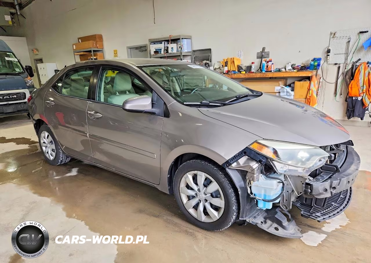 2015 Toyota Corolla Le VIN:2T1BURHE6FC474213 - 4