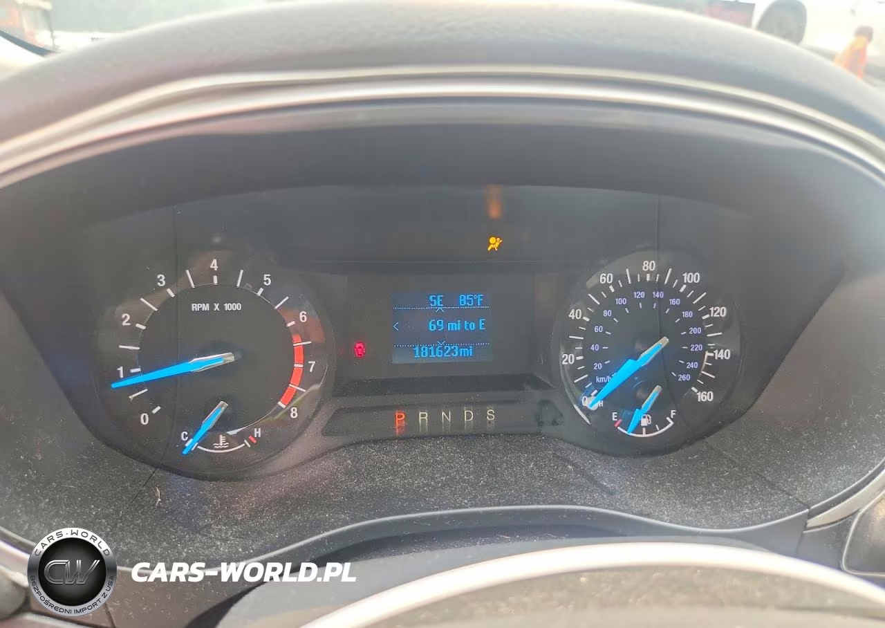 2014 Ford Fusion S VIN:3FA6P0G71ER252622 - 9