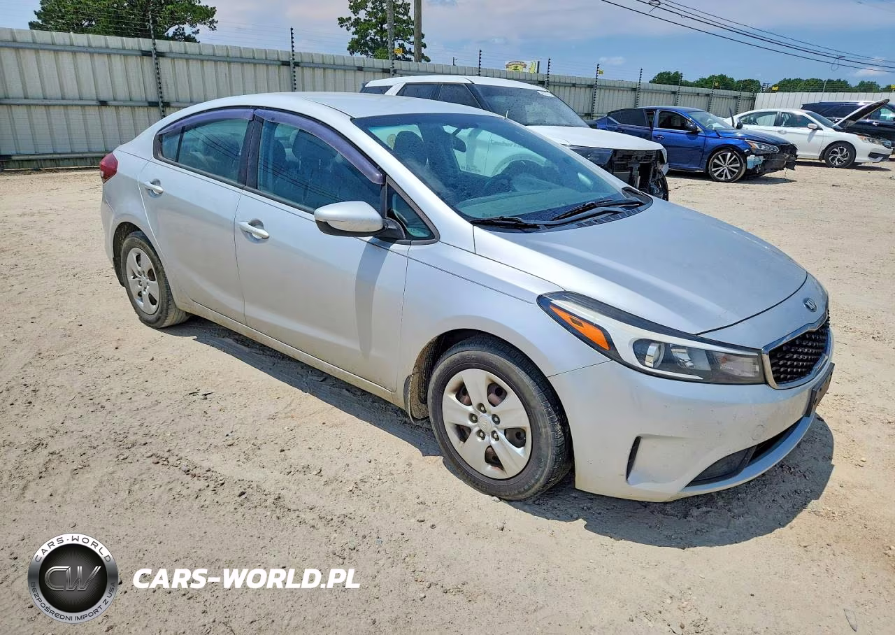 2017 Kia Forte Lx VIN:3KPFL4A72HE083535 - 4