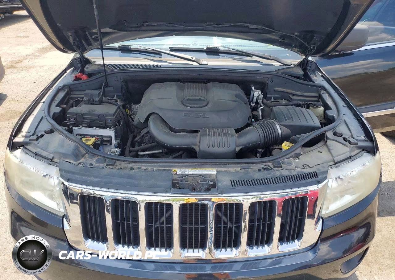 2011 Jeep Grand Cherokee Laredo VIN:1J4RR4GG4BC515389 - 12