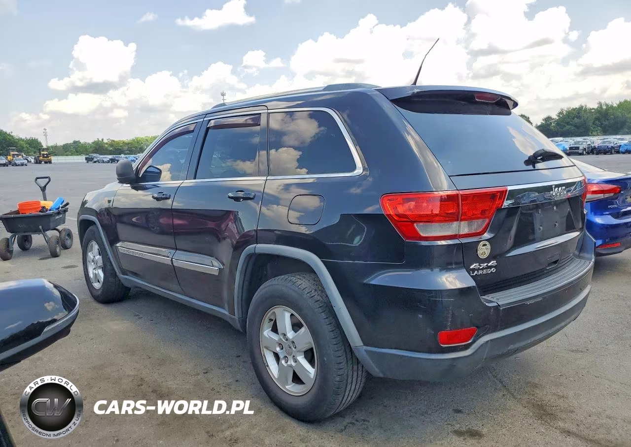 2011 Jeep Grand Cherokee Laredo VIN:1J4RR4GG4BC515389 - 2