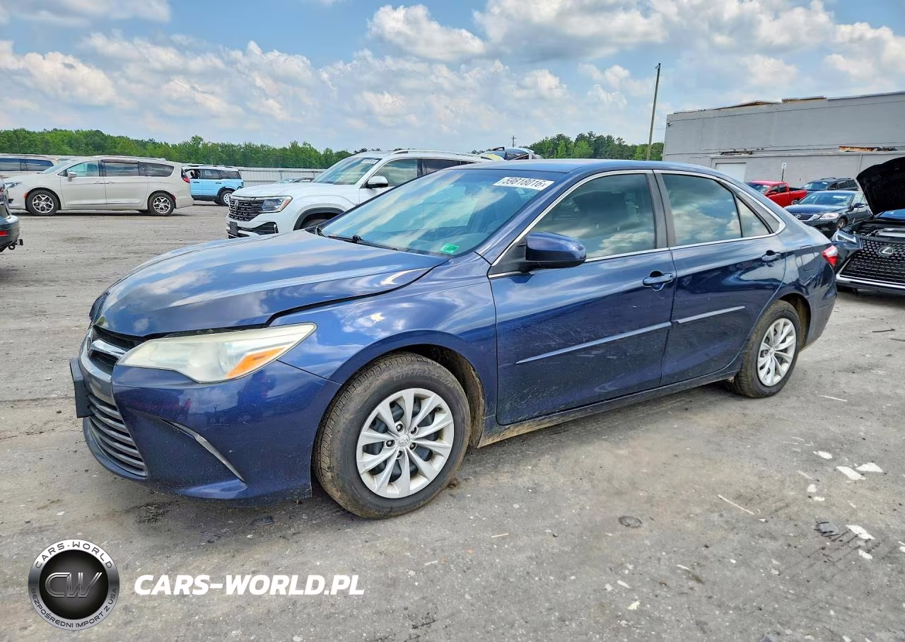 2015 Toyota Camry Le