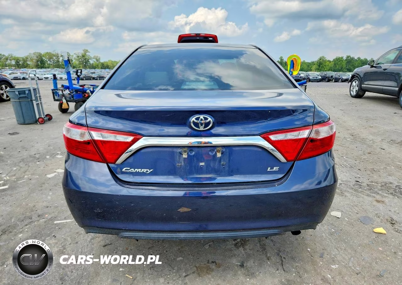 2015 Toyota Camry Le VIN:4T1BF1FK4FU988886 - 6
