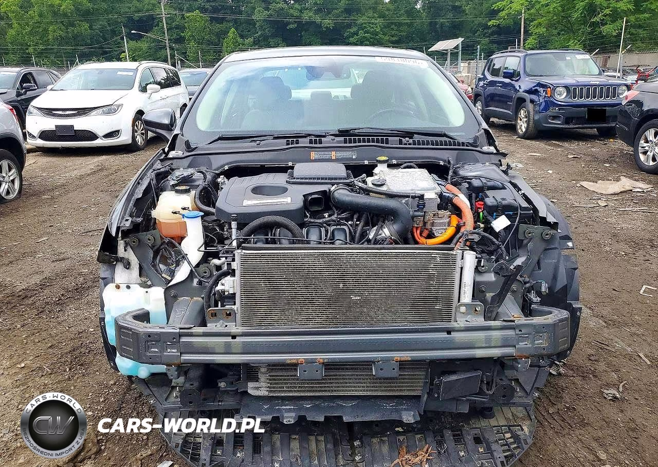 2019 Ford Fusion Se VIN:3FA6P0LU3KR241421 - 5