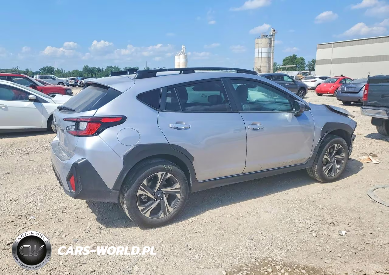 2024 Subaru Crosstrek Premium VIN:JF2GUADC4R8250662 - 3