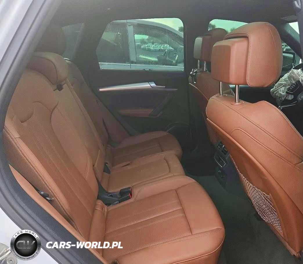 2024 Audi Q5 Premium Plus 45 VIN:WA1EAAFY0R2048177 - 11