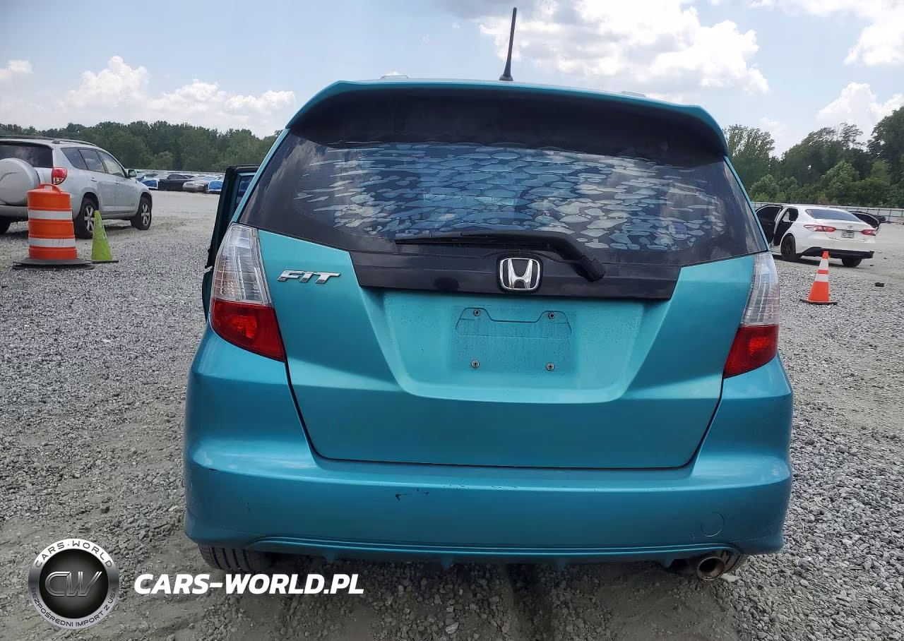 2012 Honda Fit Sport VIN:JHMGE8H57CC005745 - 6