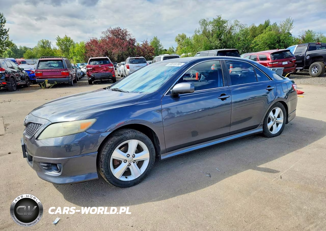 2010 Toyota Camry Se – zdjęcie 1 z 12