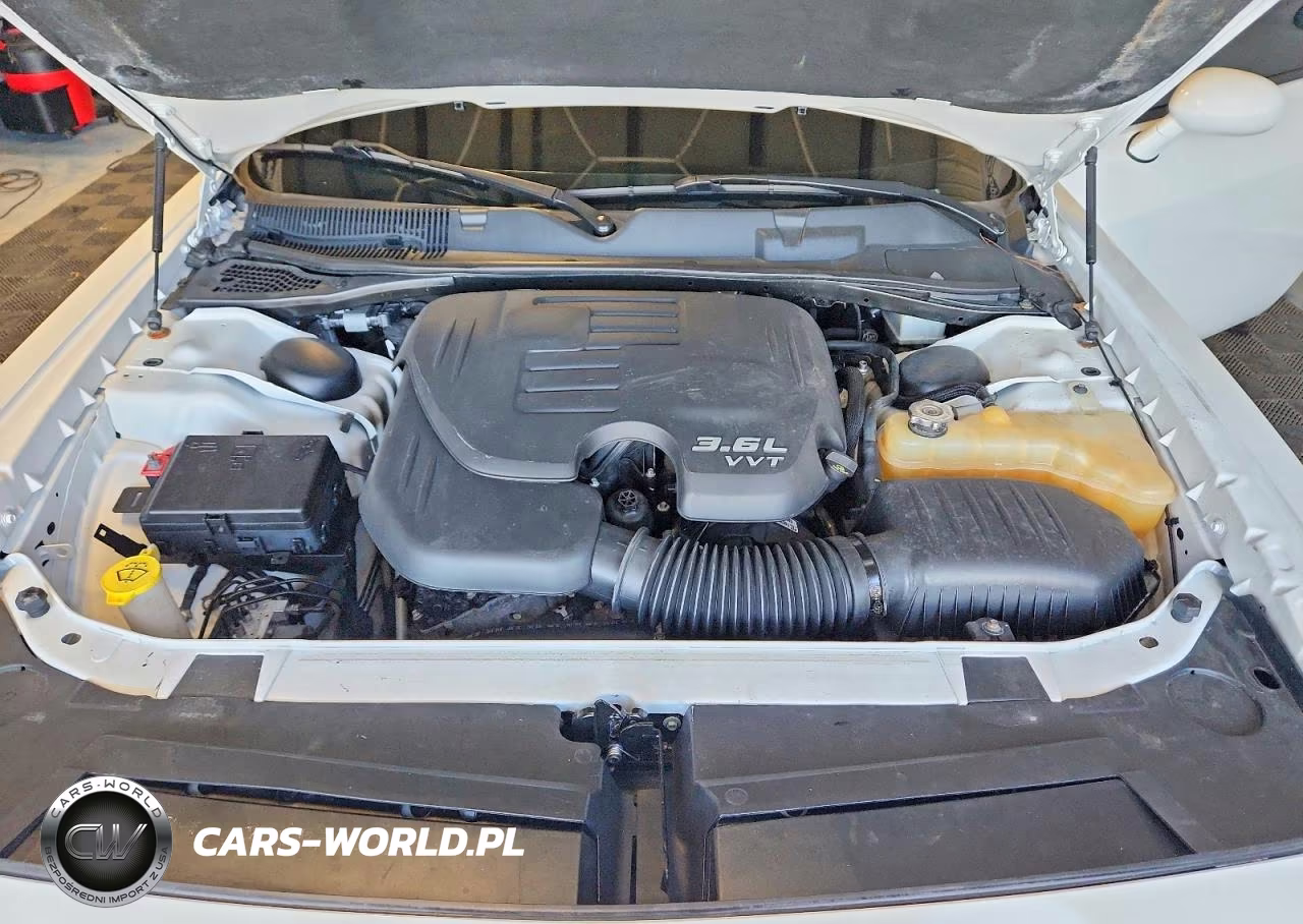 2019 Dodge Challenger Sxt VIN:2C3CDZAG0KH561657 - 11
