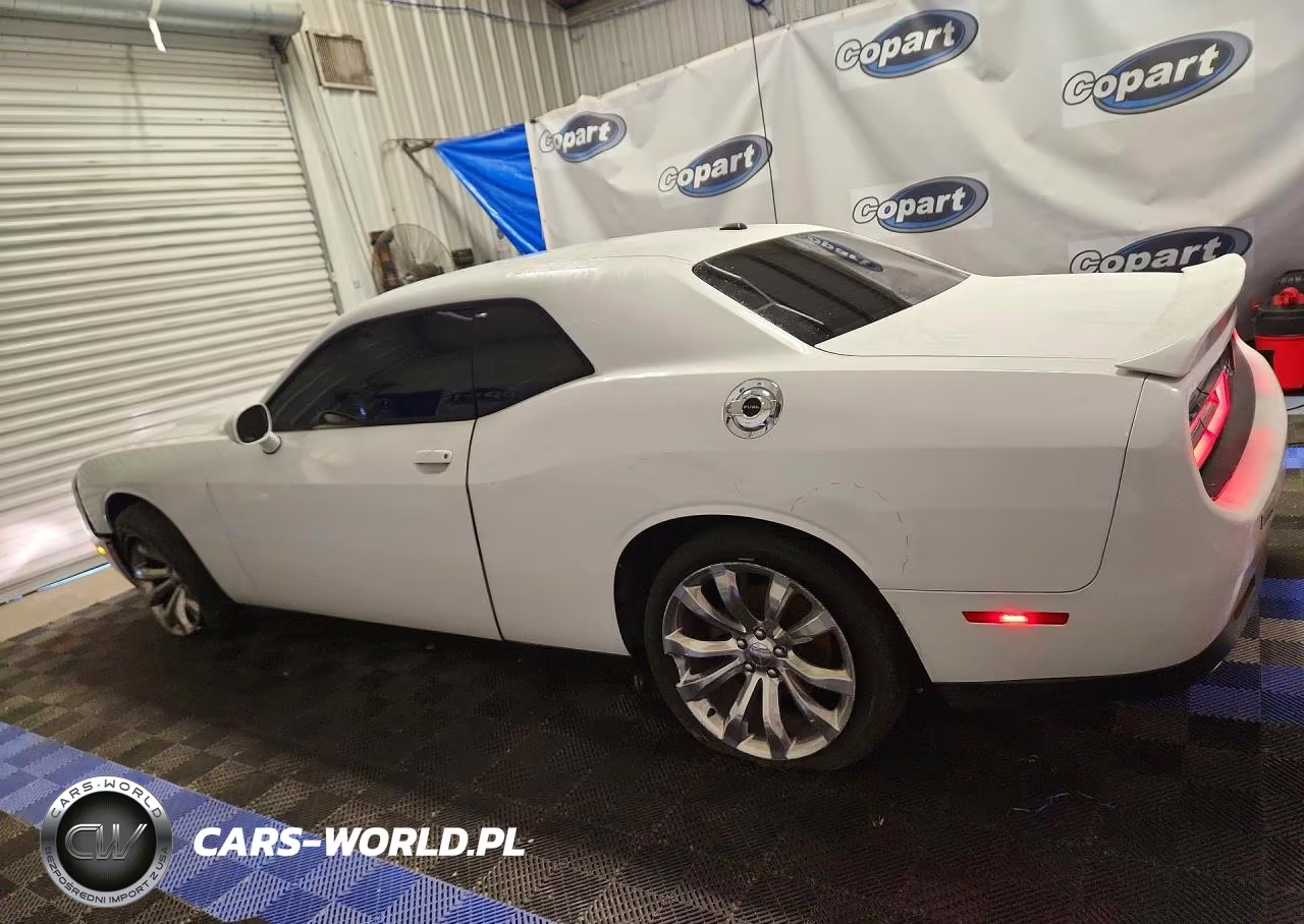 2019 Dodge Challenger Sxt VIN:2C3CDZAG0KH561657 - 2