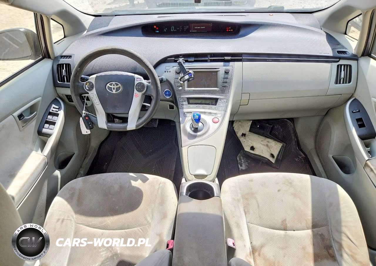 2012 Toyota Prius Three VIN:JTDKN3DU1C1556275 - 8