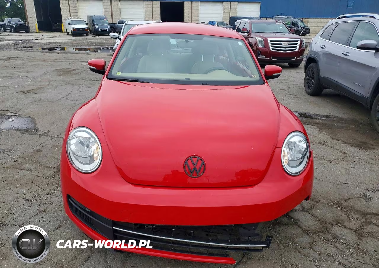 2013 Volkswagen Beetle VIN:3VWJX7AT0DM676577 - 5
