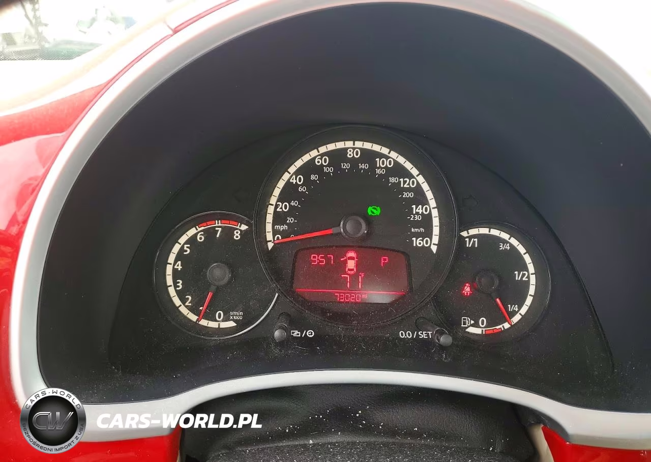 2013 Volkswagen Beetle VIN:3VWJX7AT0DM676577 - 9