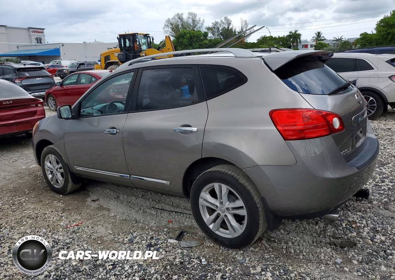 2013 Nissan Rogue S VIN:JN8AS5MV5DW134186 - 2