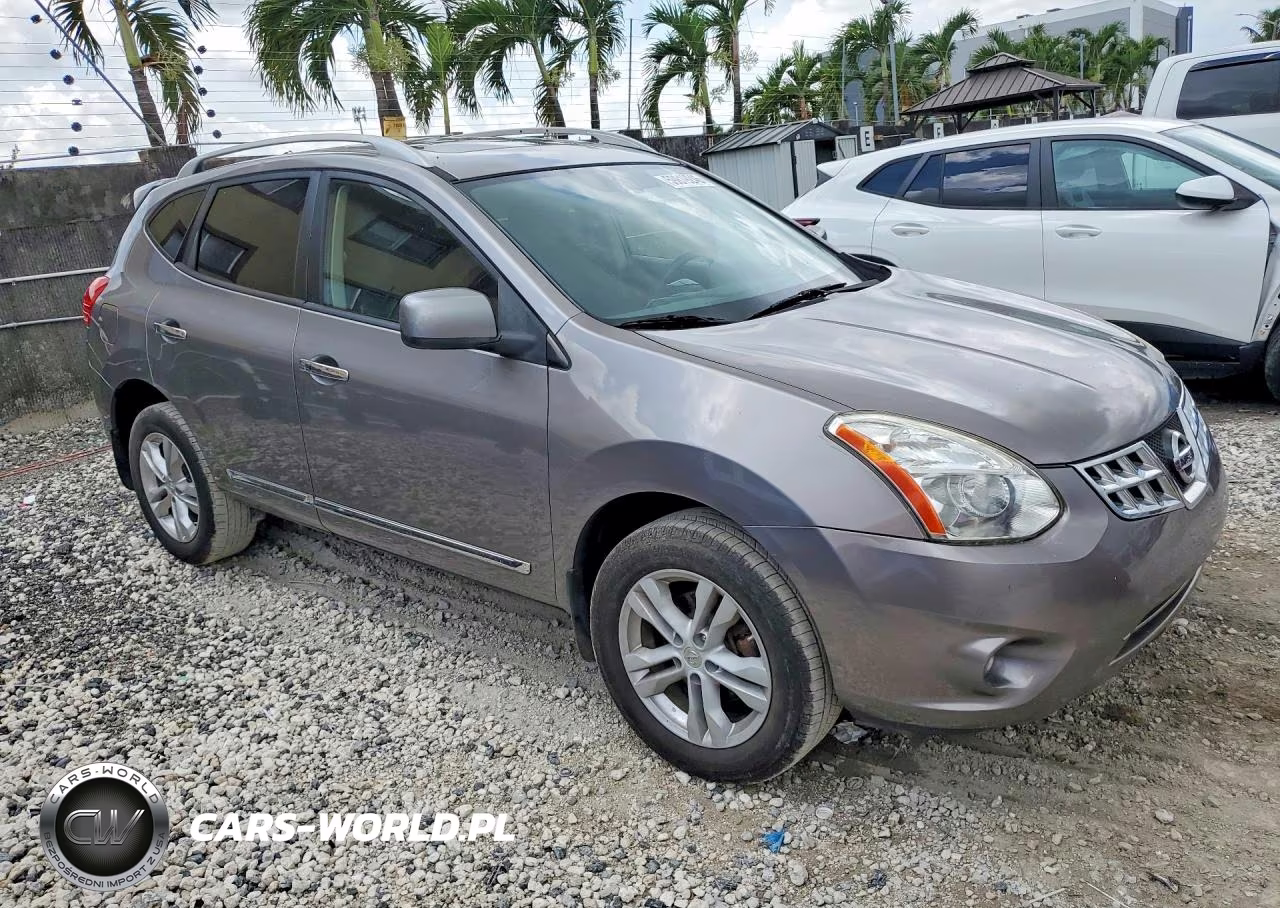 2013 Nissan Rogue S VIN:JN8AS5MV5DW134186 - 4