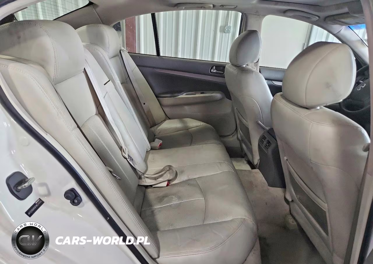 2015 Infiniti Q40 VIN:JN1CV6AR9FM524685 - 10
