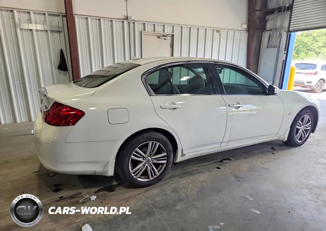 2015 Infiniti Q40 VIN:JN1CV6AR9FM524685 - 3
