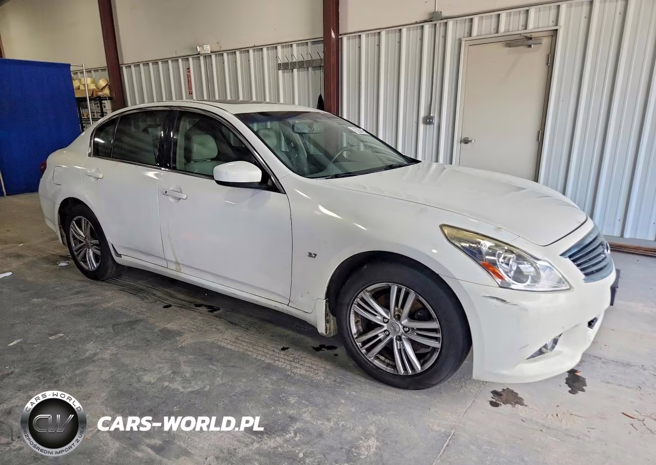 2015 Infiniti Q40 VIN:JN1CV6AR9FM524685 - 4