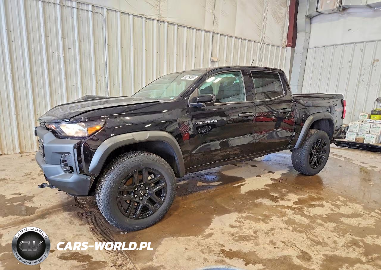 2024 Chevrolet Colorado Trail Boss – zdjęcie 1 z 13