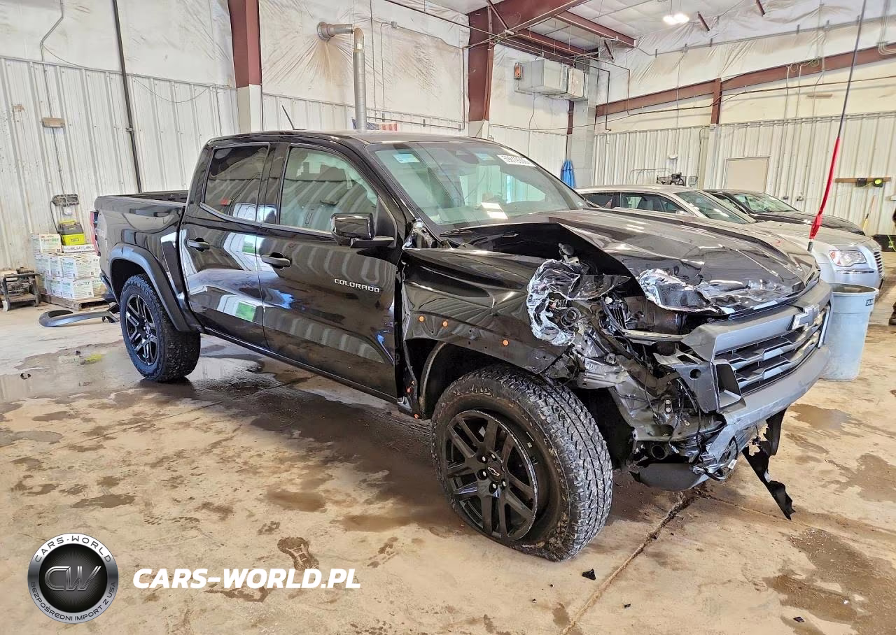 2024 Chevrolet Colorado Trail Boss VIN:1GCPTEEK6R1245924 - 4